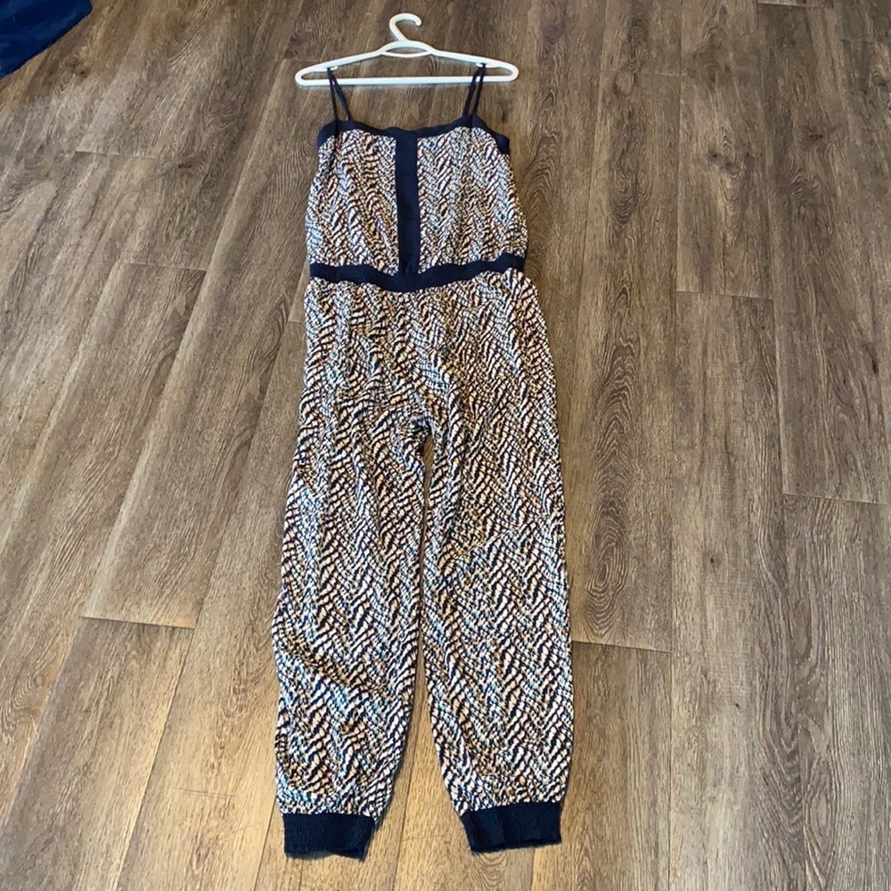 Cute flowy jumper
